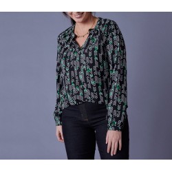 Blouse aux motifs chevrons stylisés