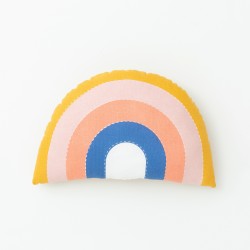 Coussin garni enfant "arc-en-ciel"