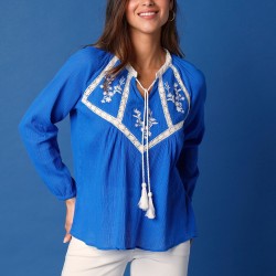 Blouse brodée macramé, crépon