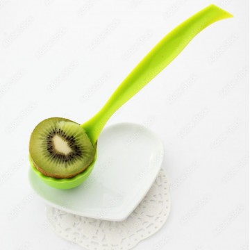 Cuillère a kiwi