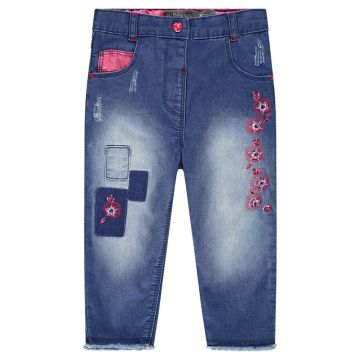 Jeans avec patchs et broderies bébé fille